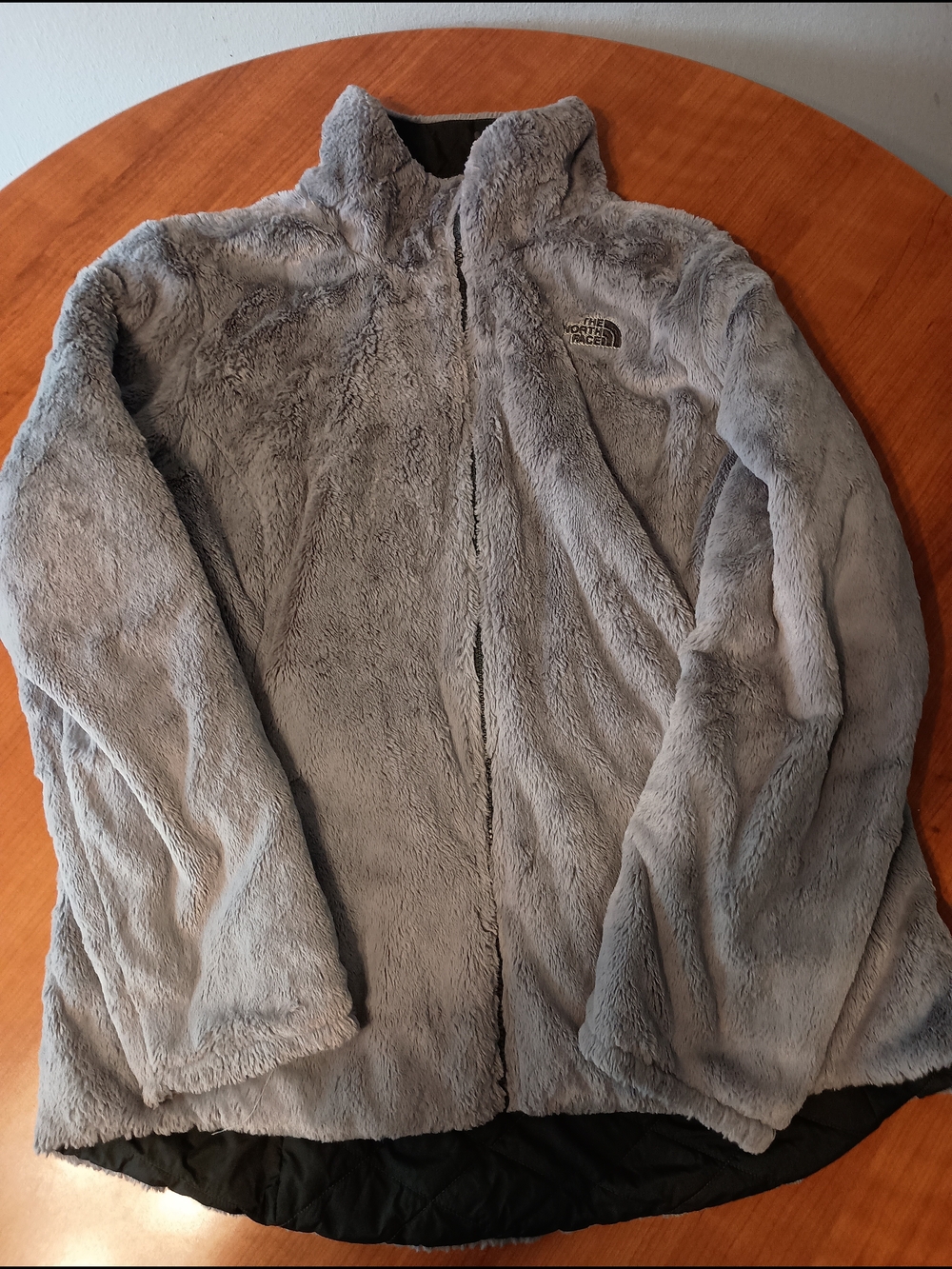 The North Face Womens Jacket XL Reversible Full Zip Puffer Sherpa Black Silver